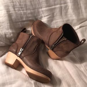 Swedish Hasbeens clog boots